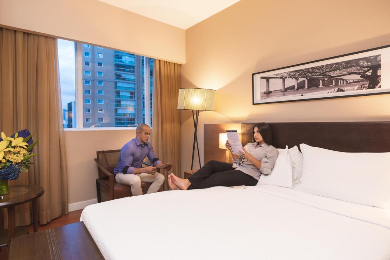 Golden Tulip Porto 4*