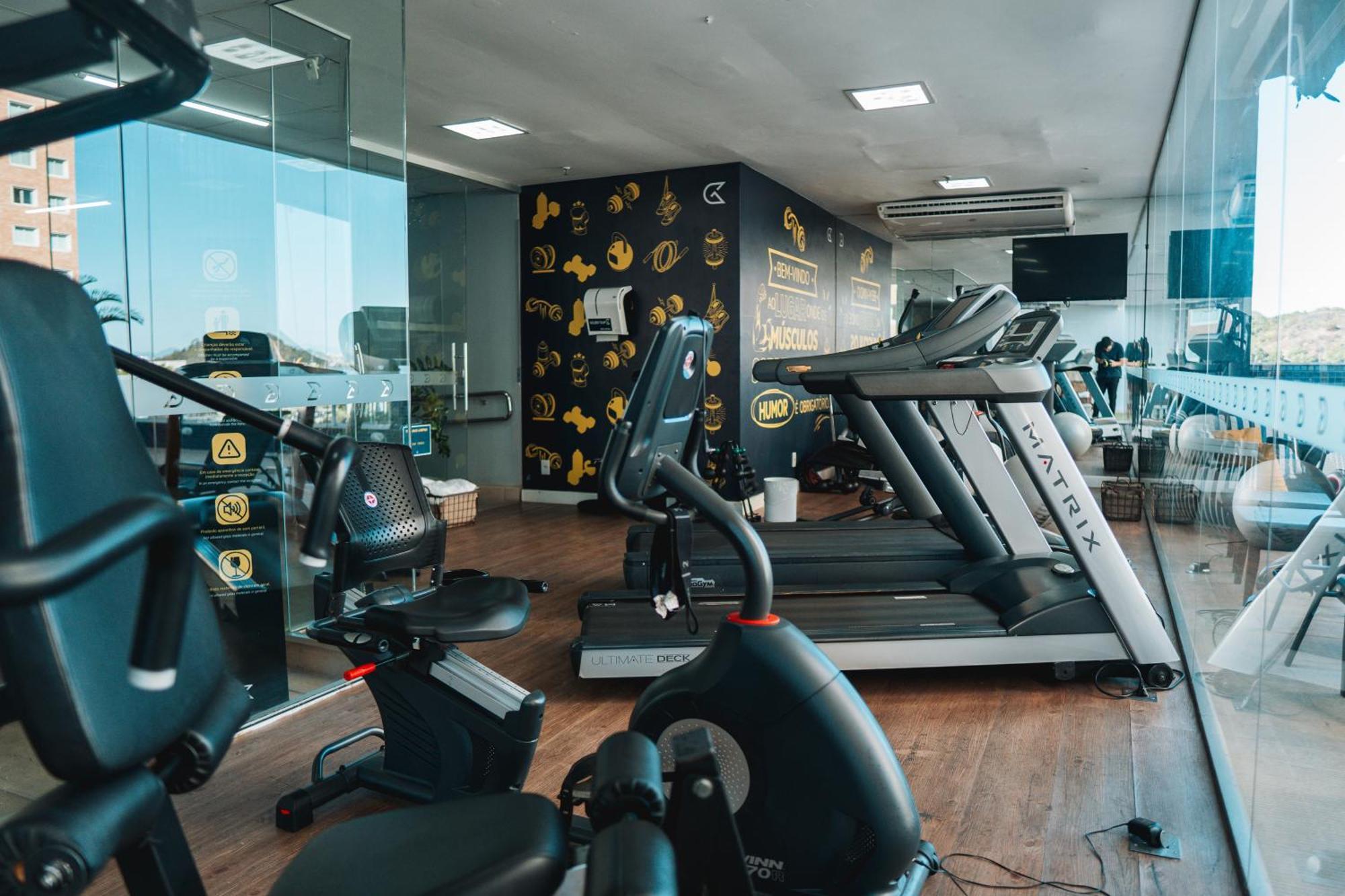 Golden Tulip Porto 4*